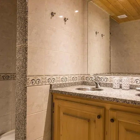 Les Avouilles Close To Mont Blanc Apartmán *